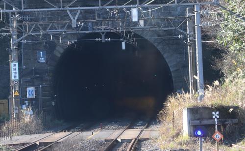 丹那トンネル熱海側の東口