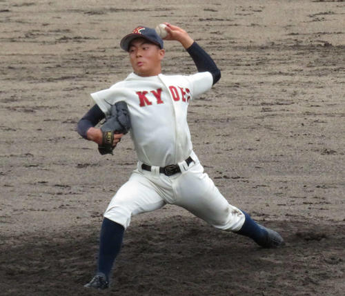 7月、綾部戦で公式戦初登板を果たした京都共栄学園・三木