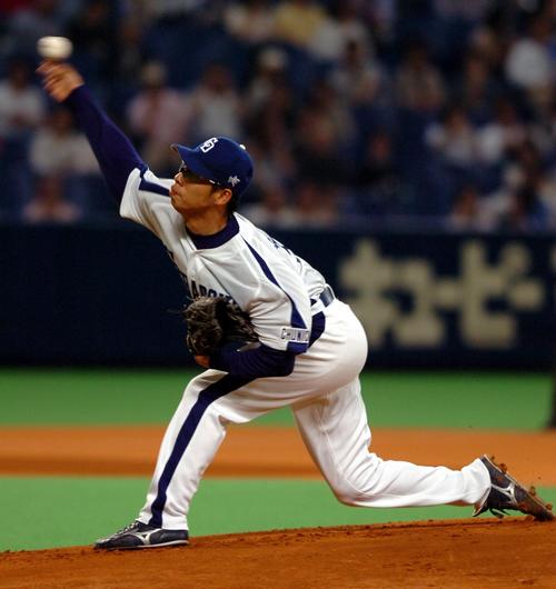 05年6月、日本ハム戦で先発する中日山井