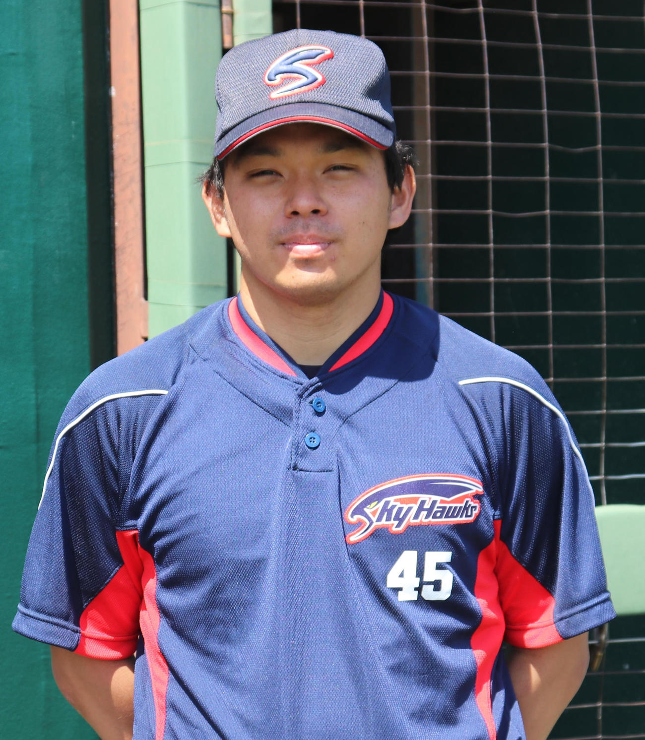 綿引智哉外野手（29）