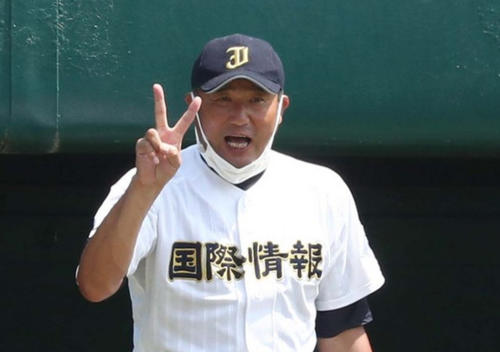 元日本ハム投手の札幌国際情報・有倉監督