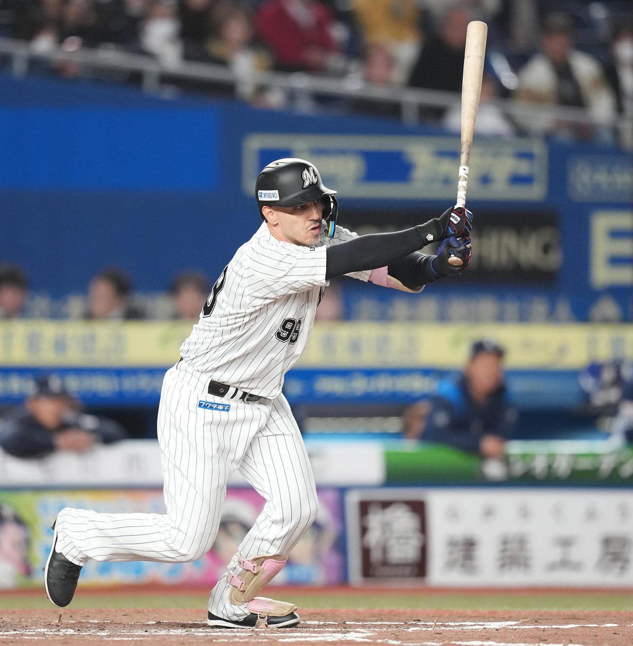 4月17日、西武戦で安打を放つソト