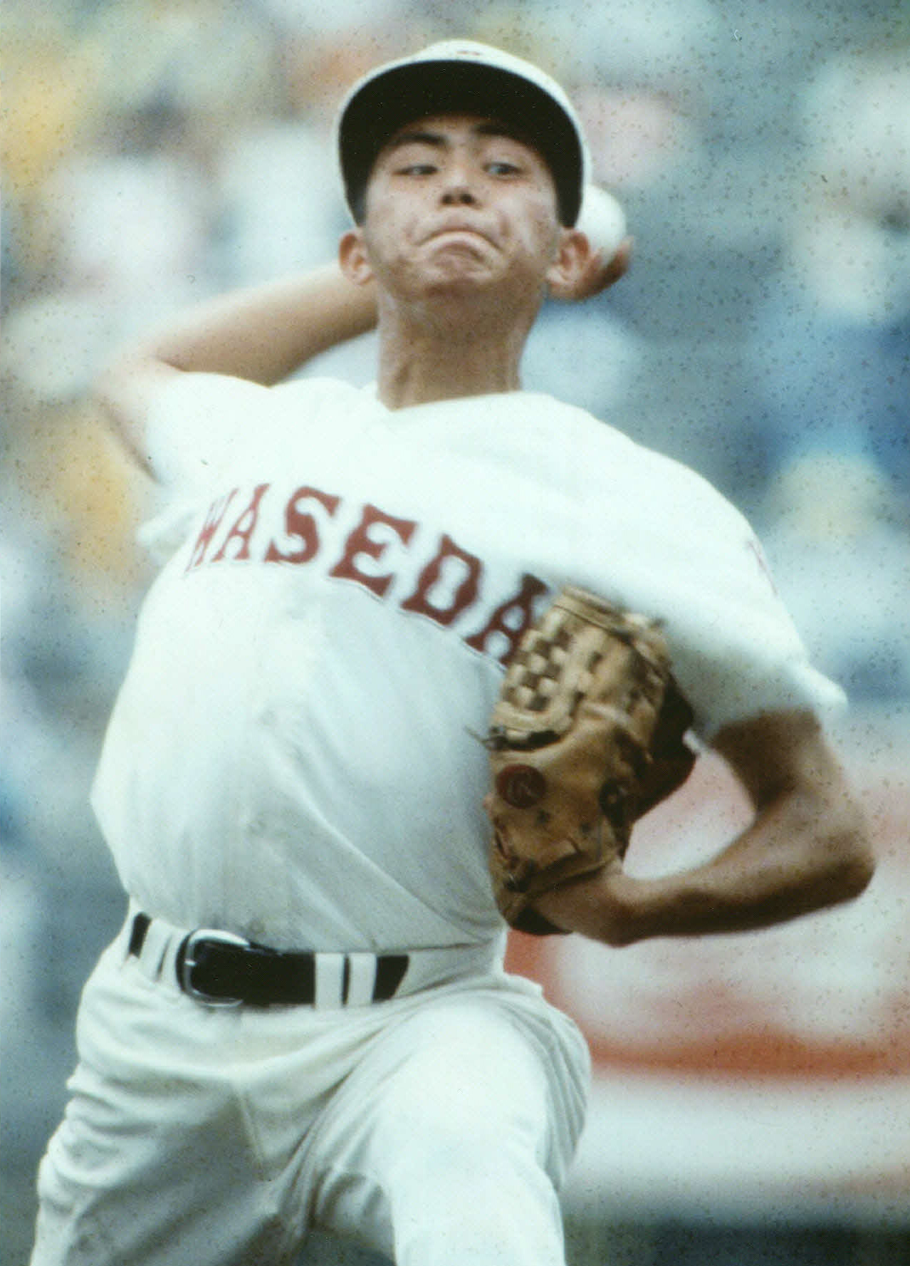 80年8月、甲子園で力投する早実時代の荒木氏