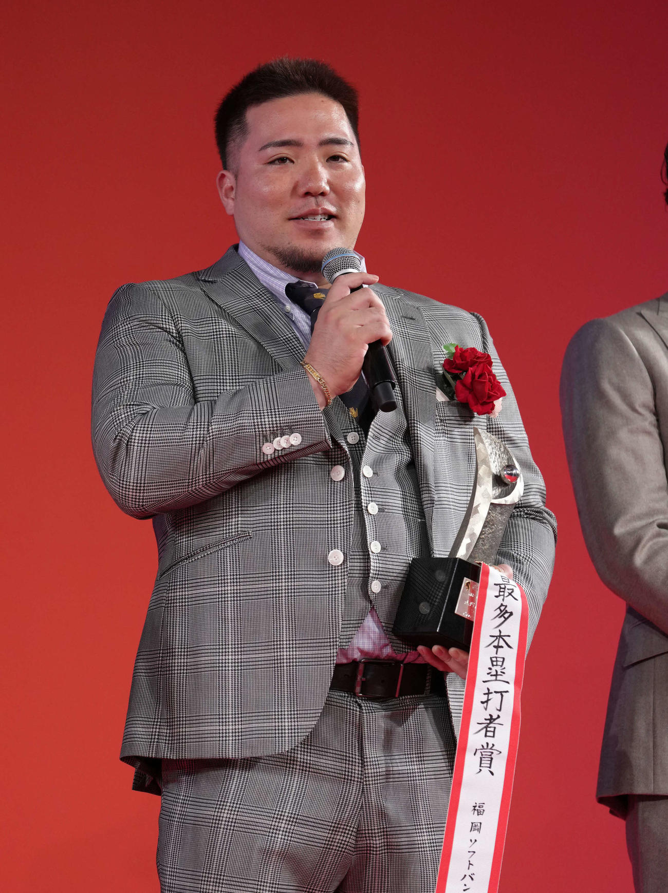 ソフトバンク山川（24年11月26日代表撮影）