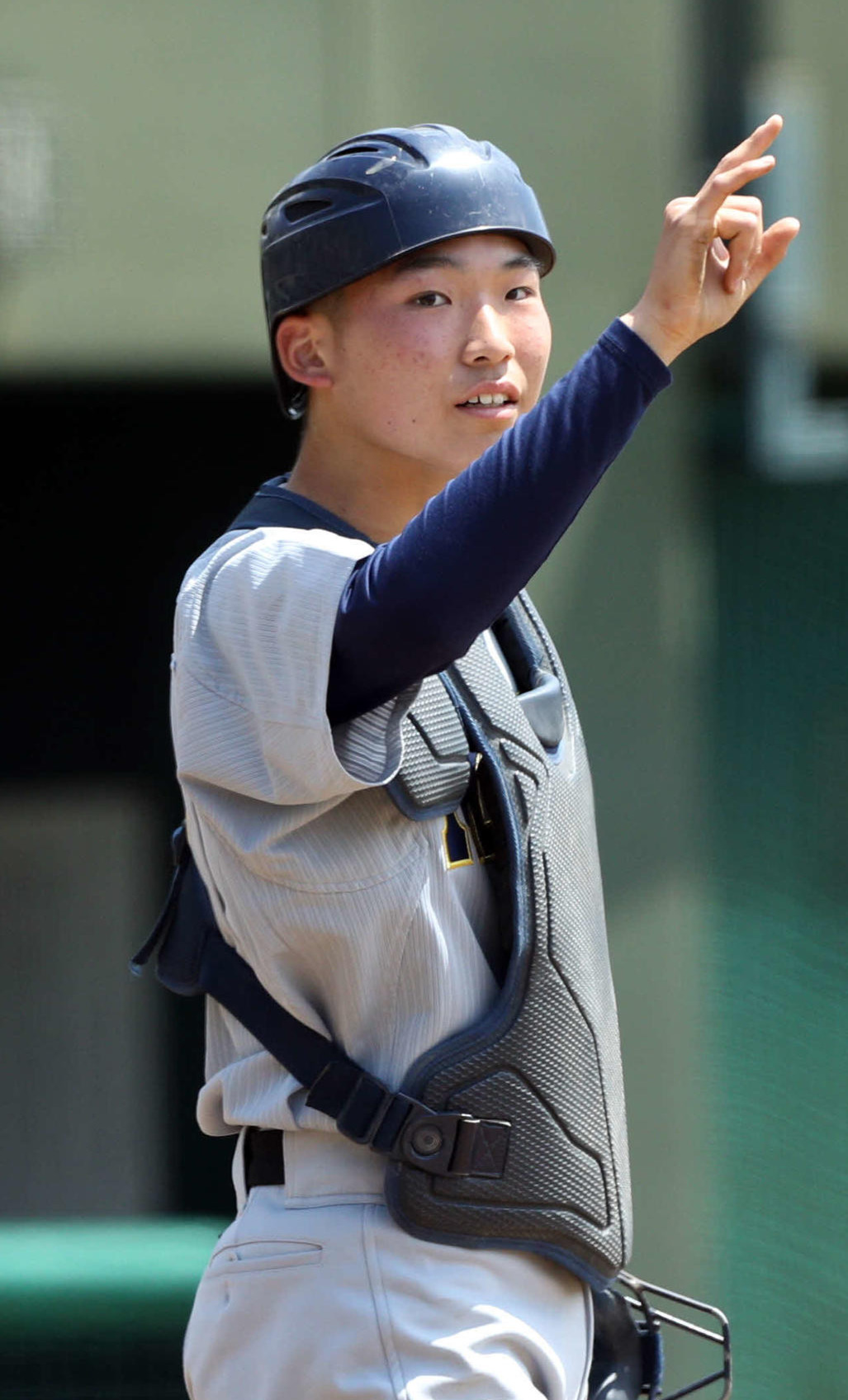 5月19日、東北学院戦に先発出場した仙台育英・倉方（撮影・木村有優）