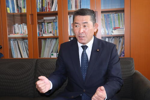 自身の野球について、振り返る自民党の石井浩郎参議院議員