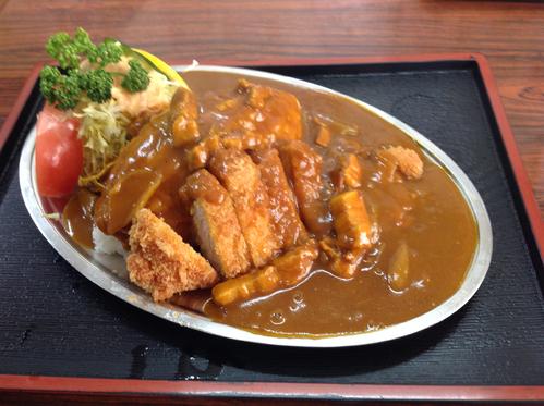 大船渡の食堂で食べたカツカレー