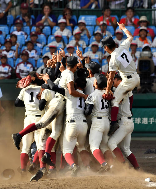 昨夏の甲子園で史上初となる2度目の春夏甲子園連覇を果たした大阪桐蔭ナイン