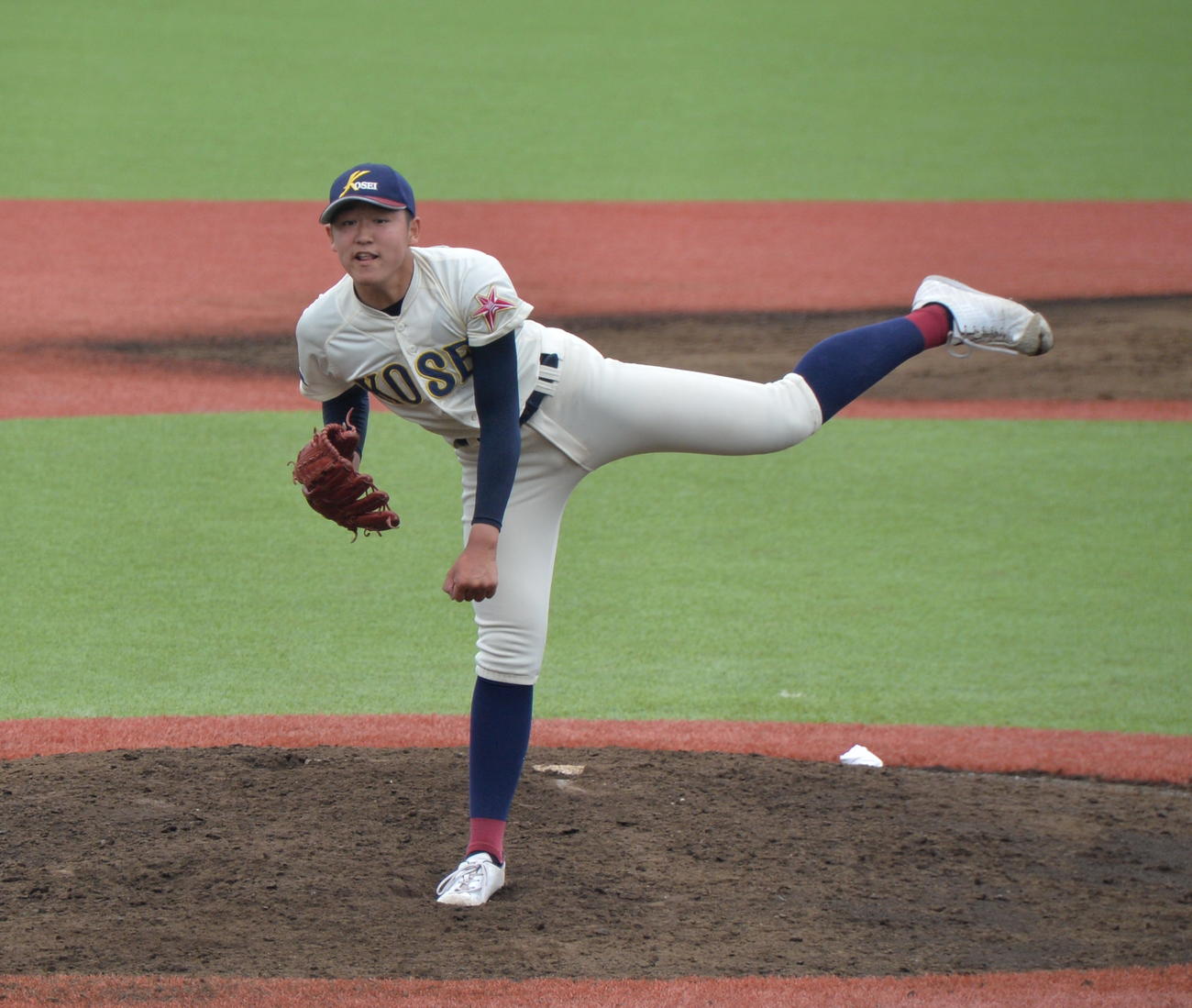 8回2／3を投げ、8安打2失点と粘投した八戸学院光星・洗平