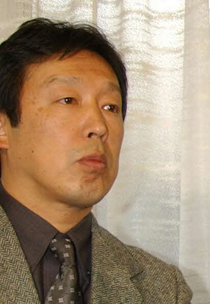 高間薫氏