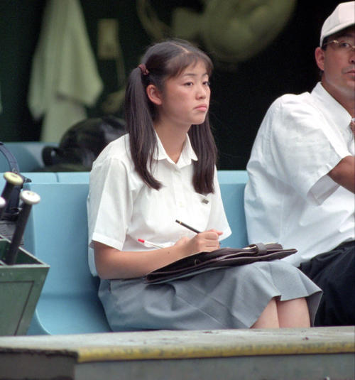 1996年夏の甲子園、女子で史上初めてベンチ入りした東筑・三井由佳子マネジャー