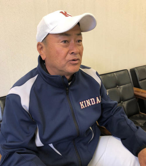 黒田の上宮時代の恩師で近大監督の田中秀昌氏