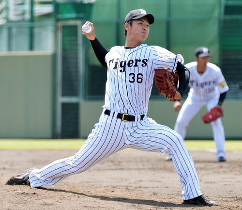 阪神安藤コーチが期待する浜地真澄