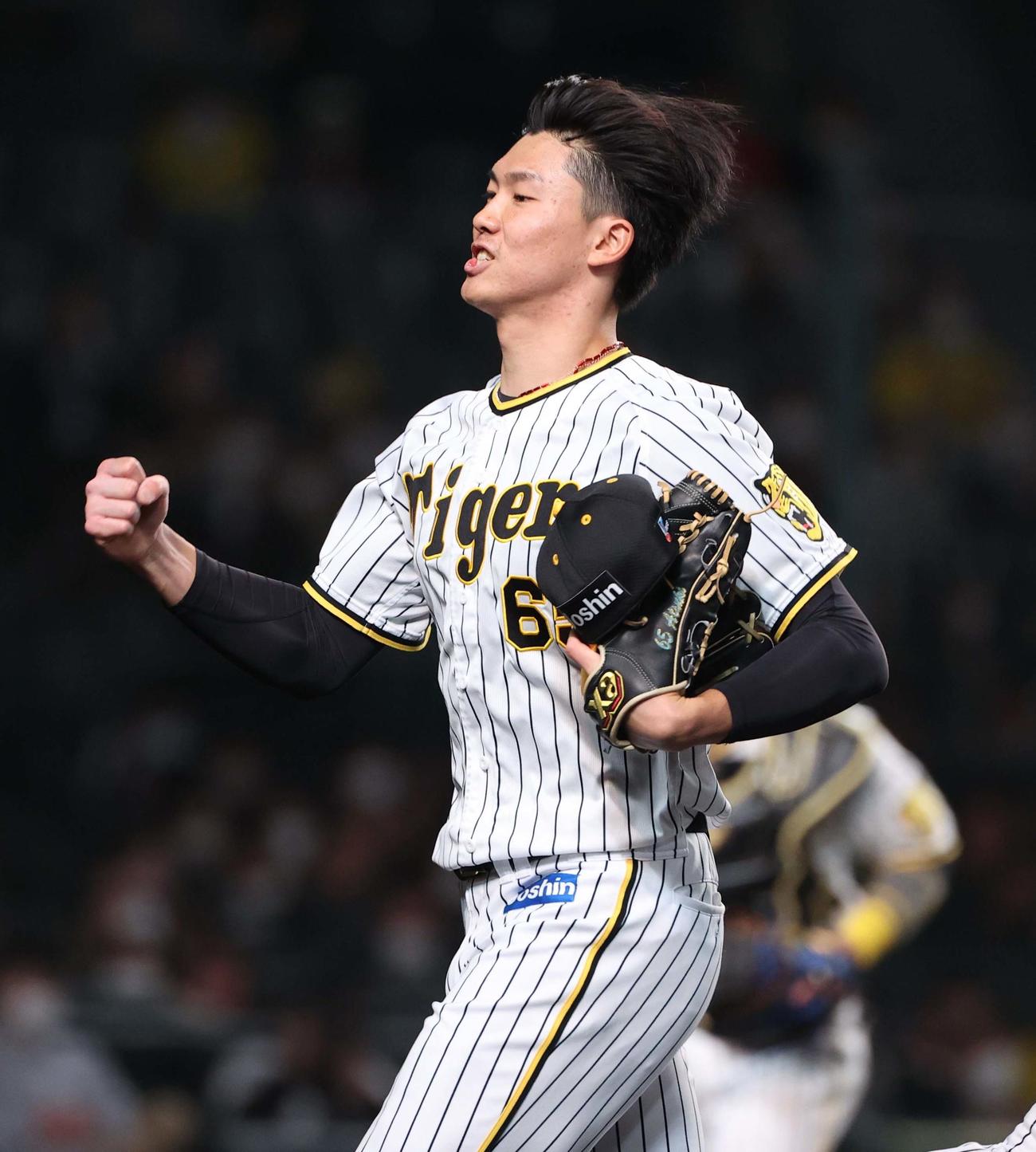 阪神湯浅京己（2022年4月8日撮影）