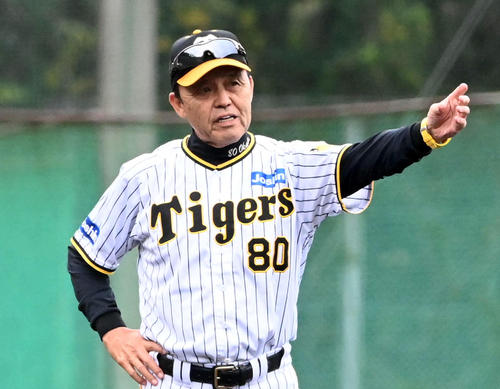 阪神岡田監督（2023年11月12日）