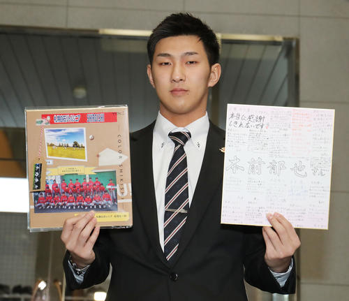 ロッテ本前郁也（2019年1月8日撮影）