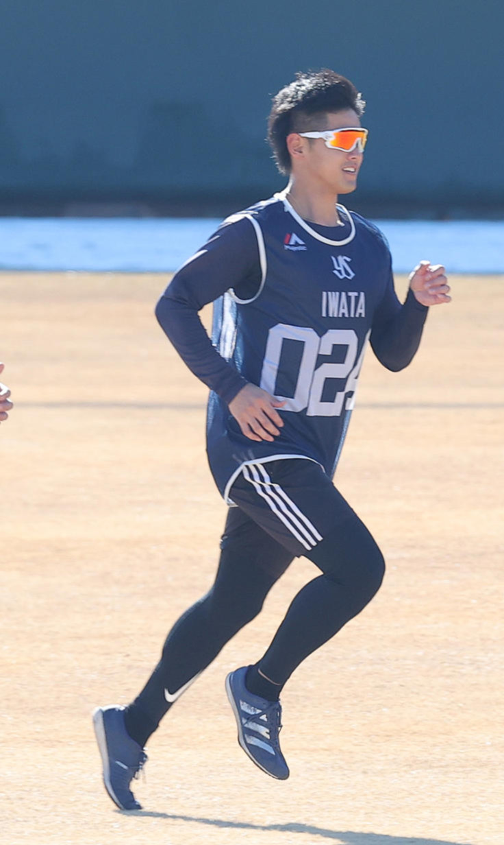 ヤクルト岩田幸宏＝2022年1月9日