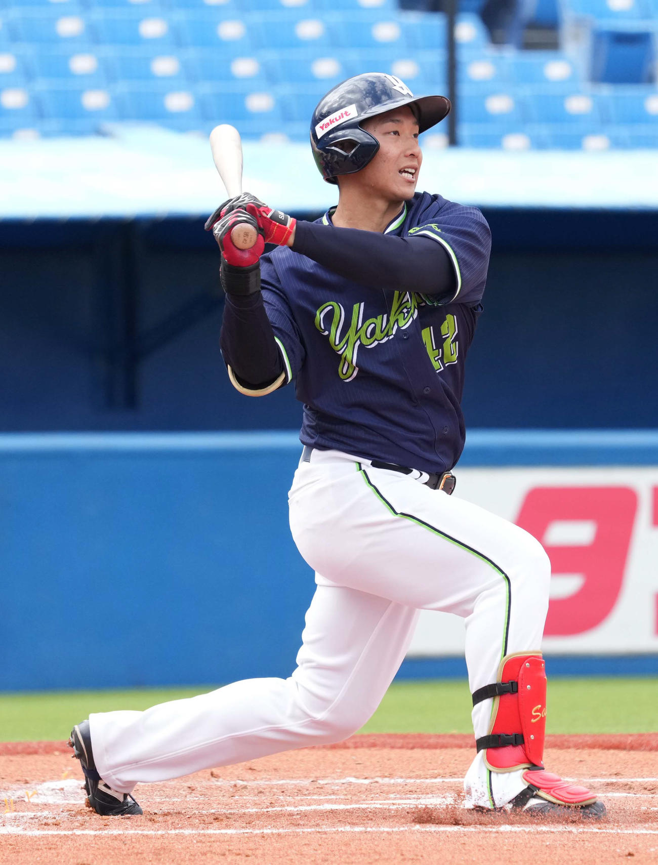 ヤクルト沢井廉の打撃フォーム（2023年3月2日撮影）
