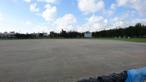 改修が終了した沖縄水産の新球場（提供写真）