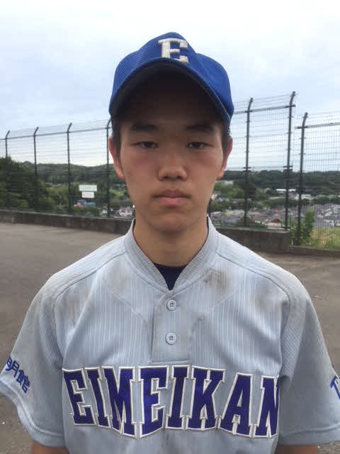 １年生捕手で奮闘した穎明館・水越（撮影・久保賢吾）