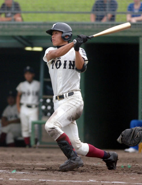 08年7月6日、北大阪大会1回戦で3点本塁打を放つ大阪桐蔭・浅村