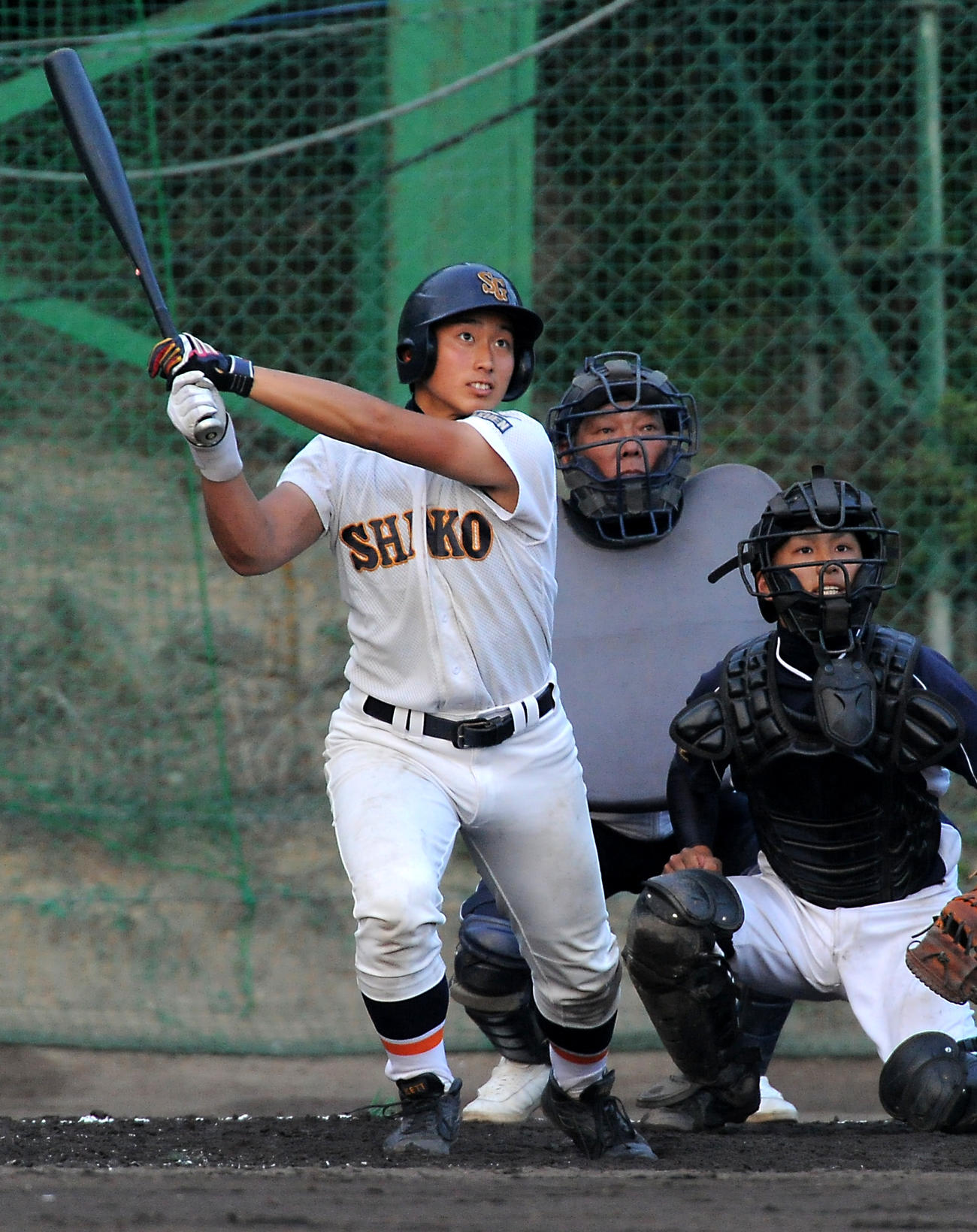 10年6月、兵庫商との練習試合で　日本ハム中田に並ぶ高校通算87号本塁打を放つ神港学園時代の伊藤諒介さん