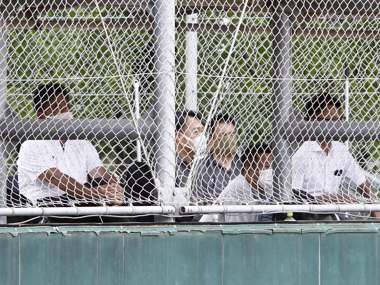 福岡大大濠のエース山下の視察に訪れたスカウト陣（撮影・菊川光一）