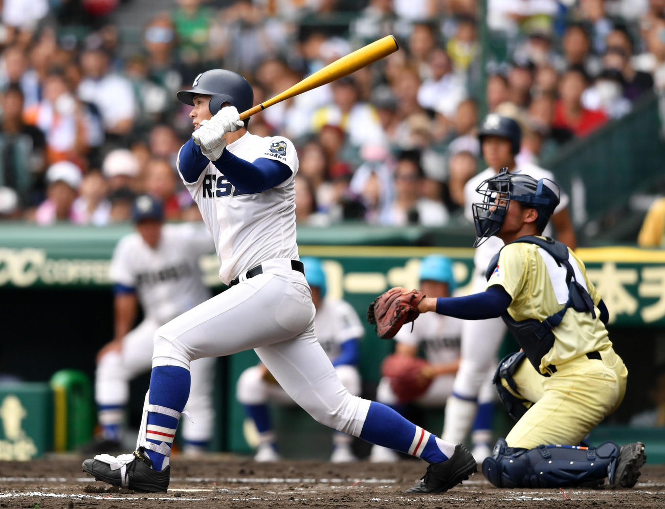 19年8月22日、星稜戦で3点本塁打を放つ履正社・井上