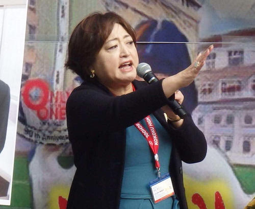 興国の草島葉子校長（2017年撮影）