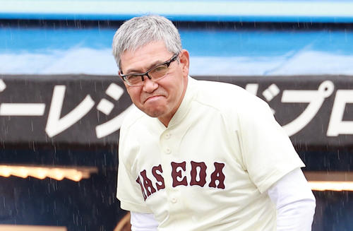 早大・小宮山悟監督（2021年10月31日撮影）