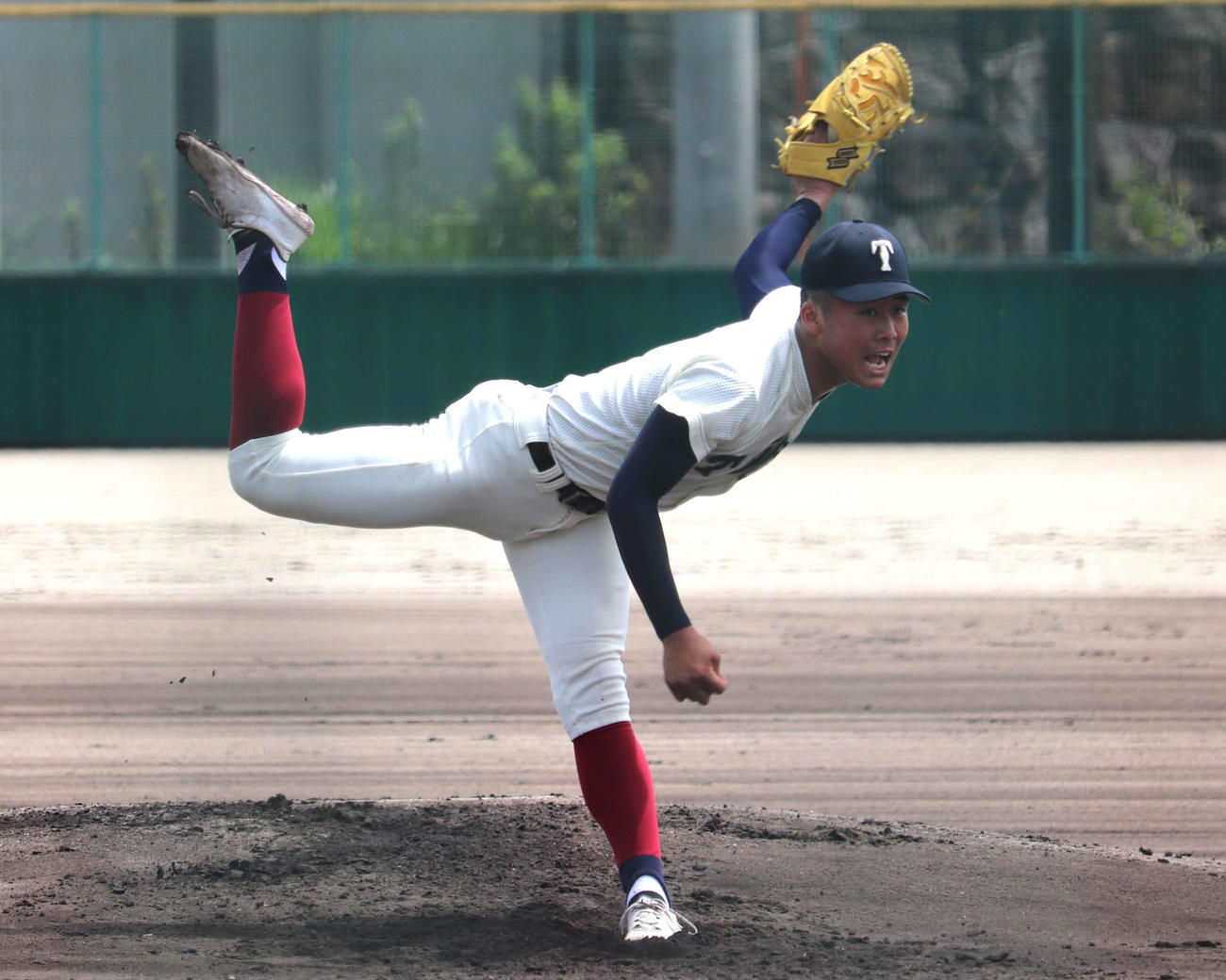 創志学園との練習試合で先発した、大阪桐蔭・中野大虎投手（2年）（撮影・中島麗）