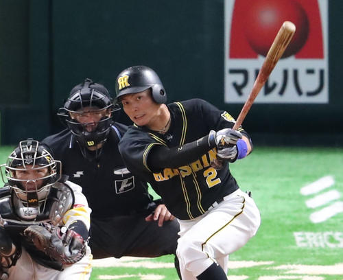 ソフトバンク対阪神　7回表阪神無死、北條史也は左越え二塁打を放つ（撮影・梅根麻紀）