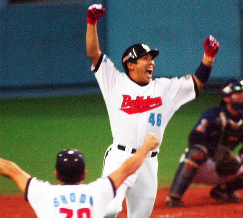 近鉄の12年ぶり優勝を決める代打逆転サヨナラ満塁本塁打を放った北川博敏（2001年9月26日撮影）