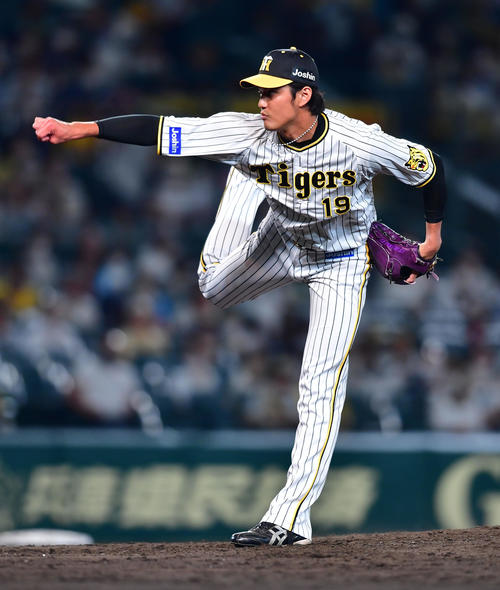 阪神対西武　阪神4番手の藤浪（撮影・前岡正明）