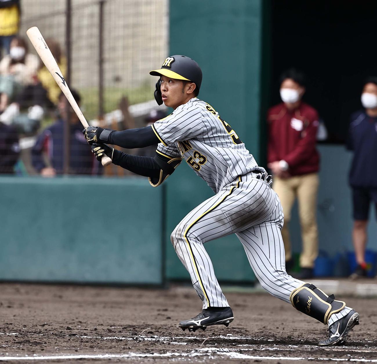 阪神島田海吏（2023年2月15日撮影）