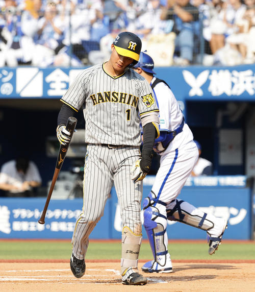 DeNA対阪神　6回表阪神無死、三振に倒れた森下（撮影・藤尾明華）