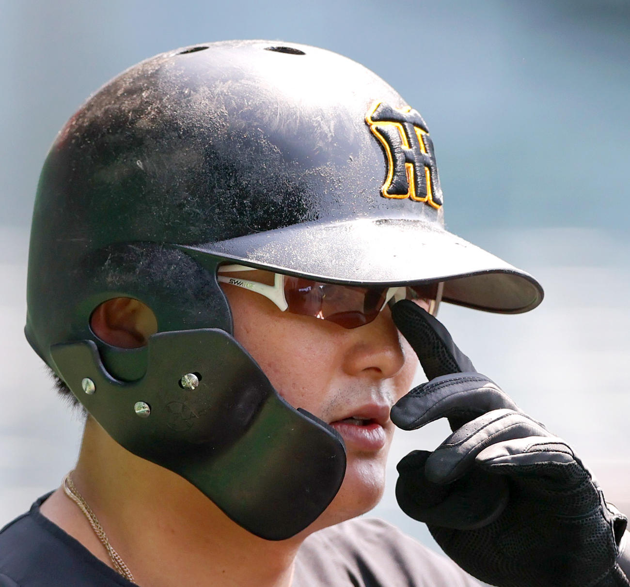 阪神対ヤクルト　試合前の練習に励む阪神前川（撮影・上山淳一）