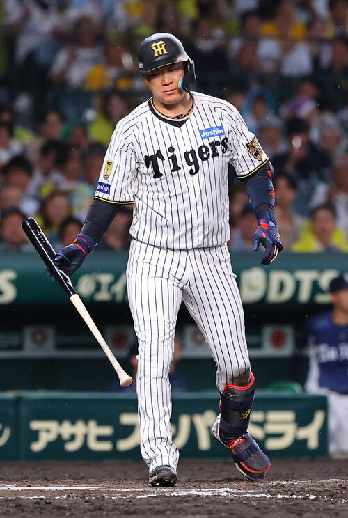 阪神対西武　4回裏阪神2死一塁、大山悠輔は三振に倒れる（撮影・上田博志）