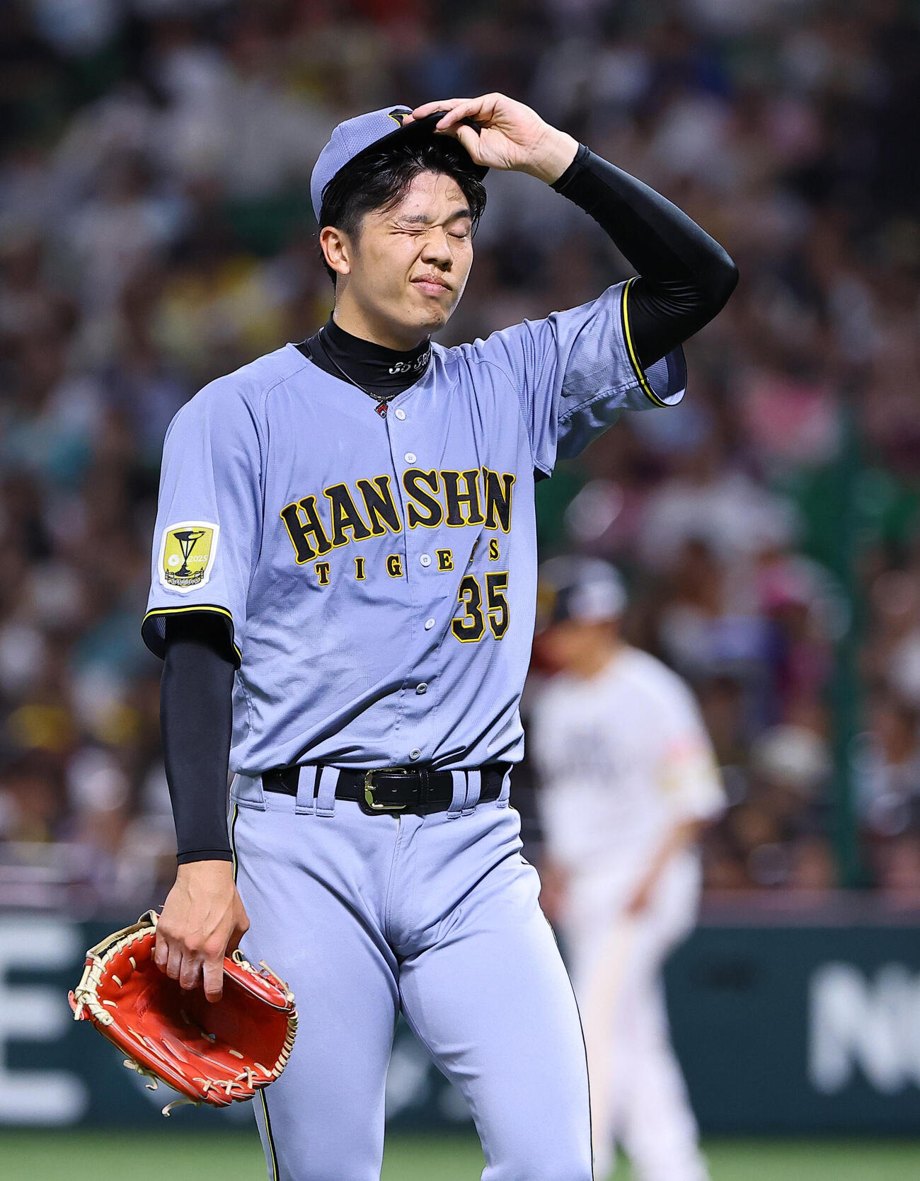 ソフトバンク対阪神　3回5失点で降板する才木浩人（撮影・上田博志）