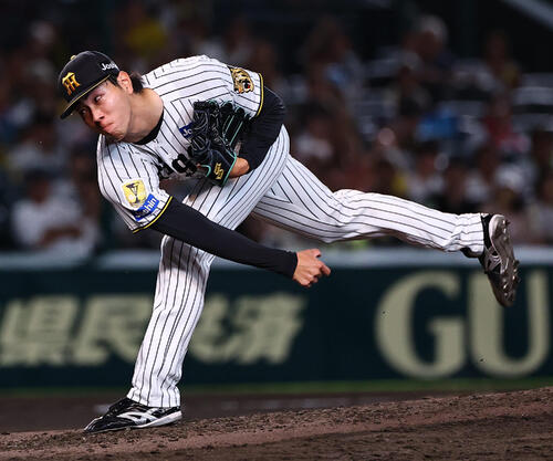 阪神対ヤクルト　163キロのストレートを投げる工藤泰成（撮影・上田博志）