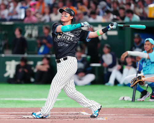 球宴のホームランダービーに出場する阪神森下翔太（2026年7月撮影）