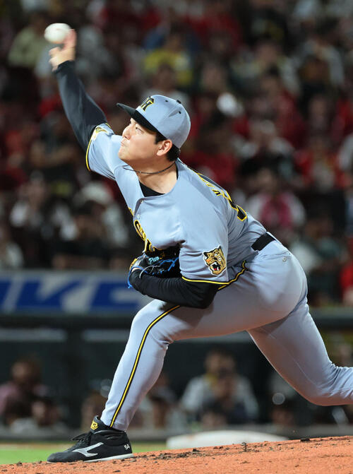 広島対阪神　6回裏広島、阪神2番手の木下里都（撮影・加藤孝規）