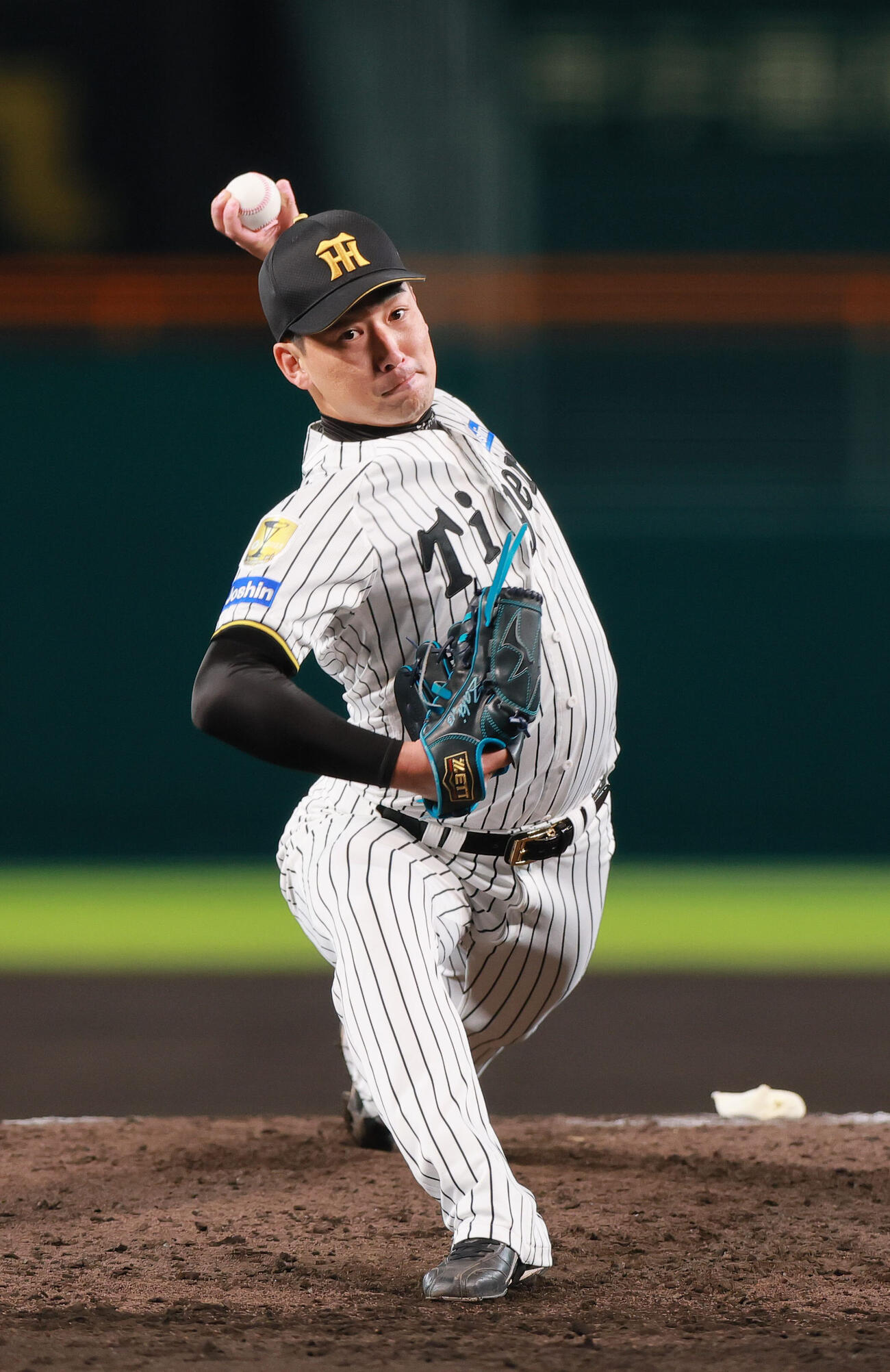 阪神対DeNA 9回表に登板する阪神岩崎優（撮影・上山淳一）