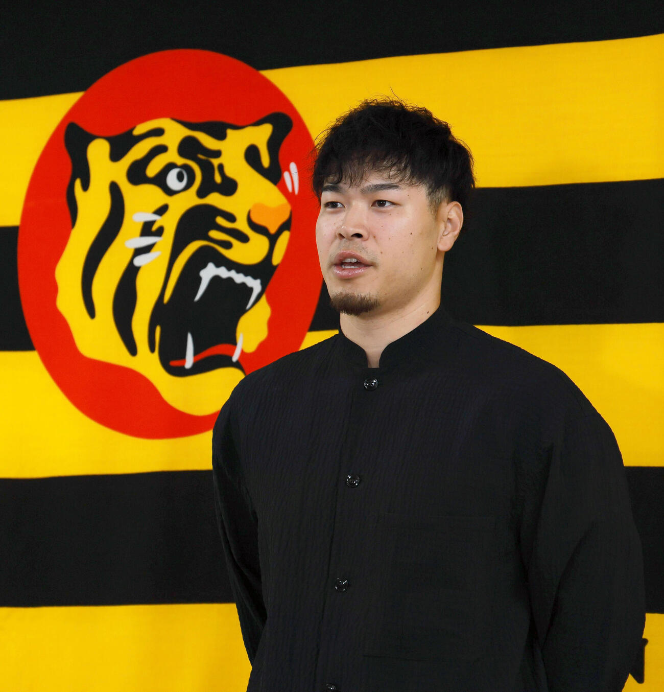 佐藤輝明（2026年撮影）