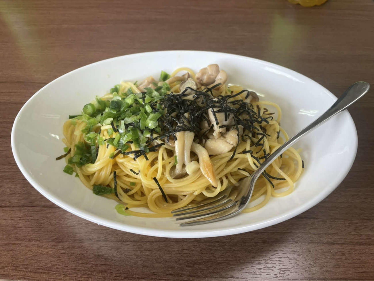 日体大・古城監督のレパートリーは増え、現在はスパゲティーもマネージャーさんたちに大好評。写真はキノコスパゲティー（野球部提供）