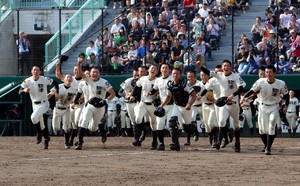 駒大苫小牧センバツ当確、両軍17安打の打撃戦制す - 高校野球 : 日刊