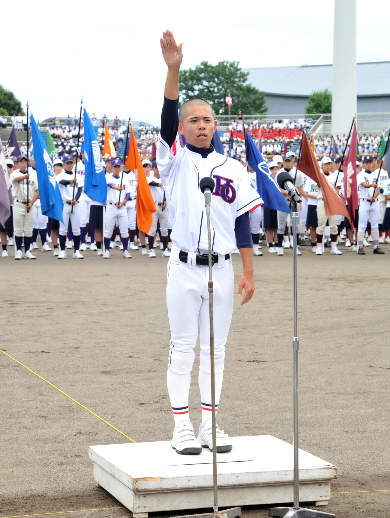選手宣誓を行った浜松大平台の大桑主将