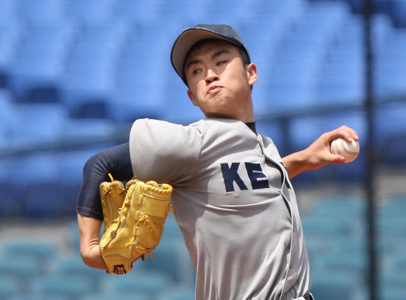 日大高対慶応　好投した慶応・生井惇己投手（撮影・大友/良行）