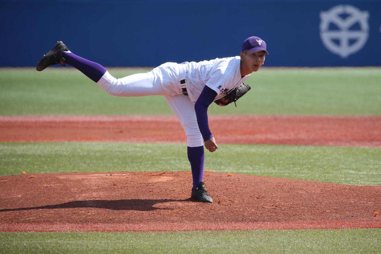 攻玉社対関東第一　先発登板する関東第一・藤本光輝（撮影・河田真司）
