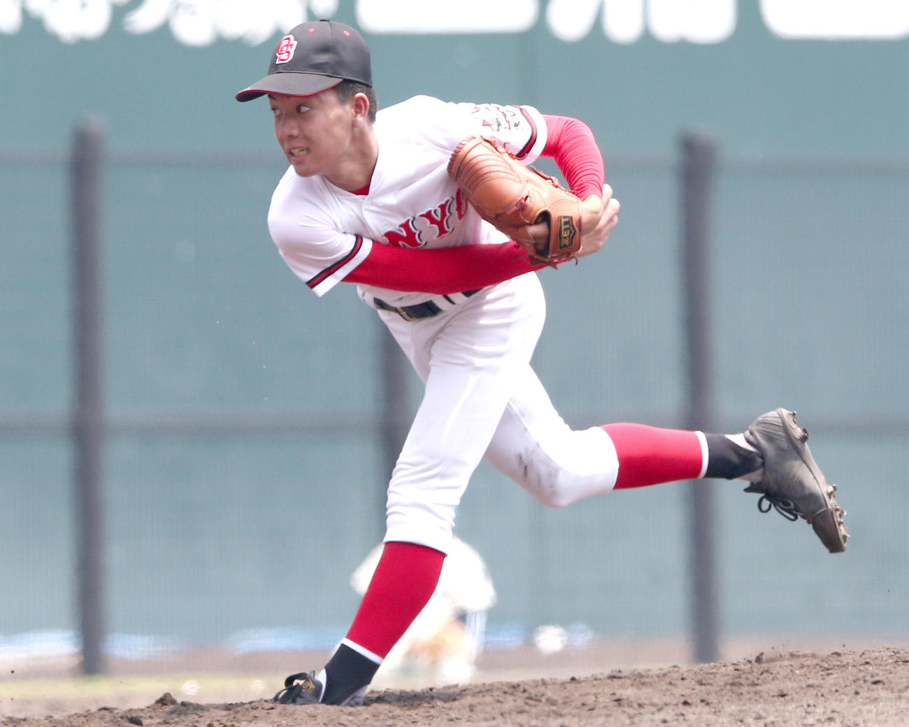 岡山工対おかやま山陽　２番手で登板の長山彰悟（撮影・上山淳一）